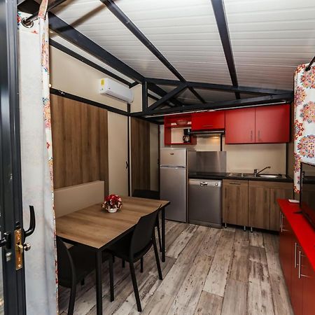 Oasi Camping Diano Marina Buitenkant foto